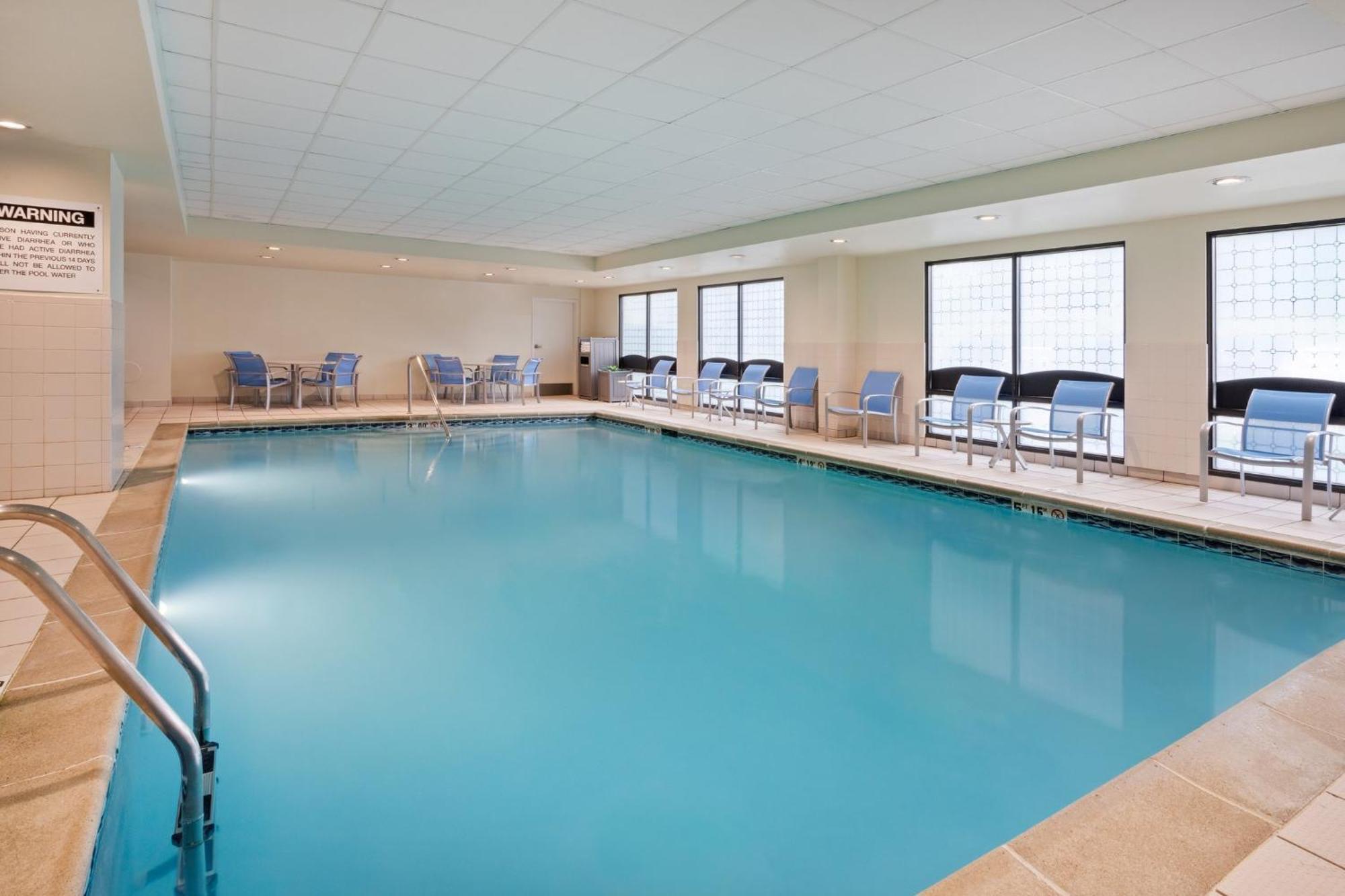 Holiday Inn Express & Suites Cincinnati Riverfront By Ihg Covington Eksteriør billede