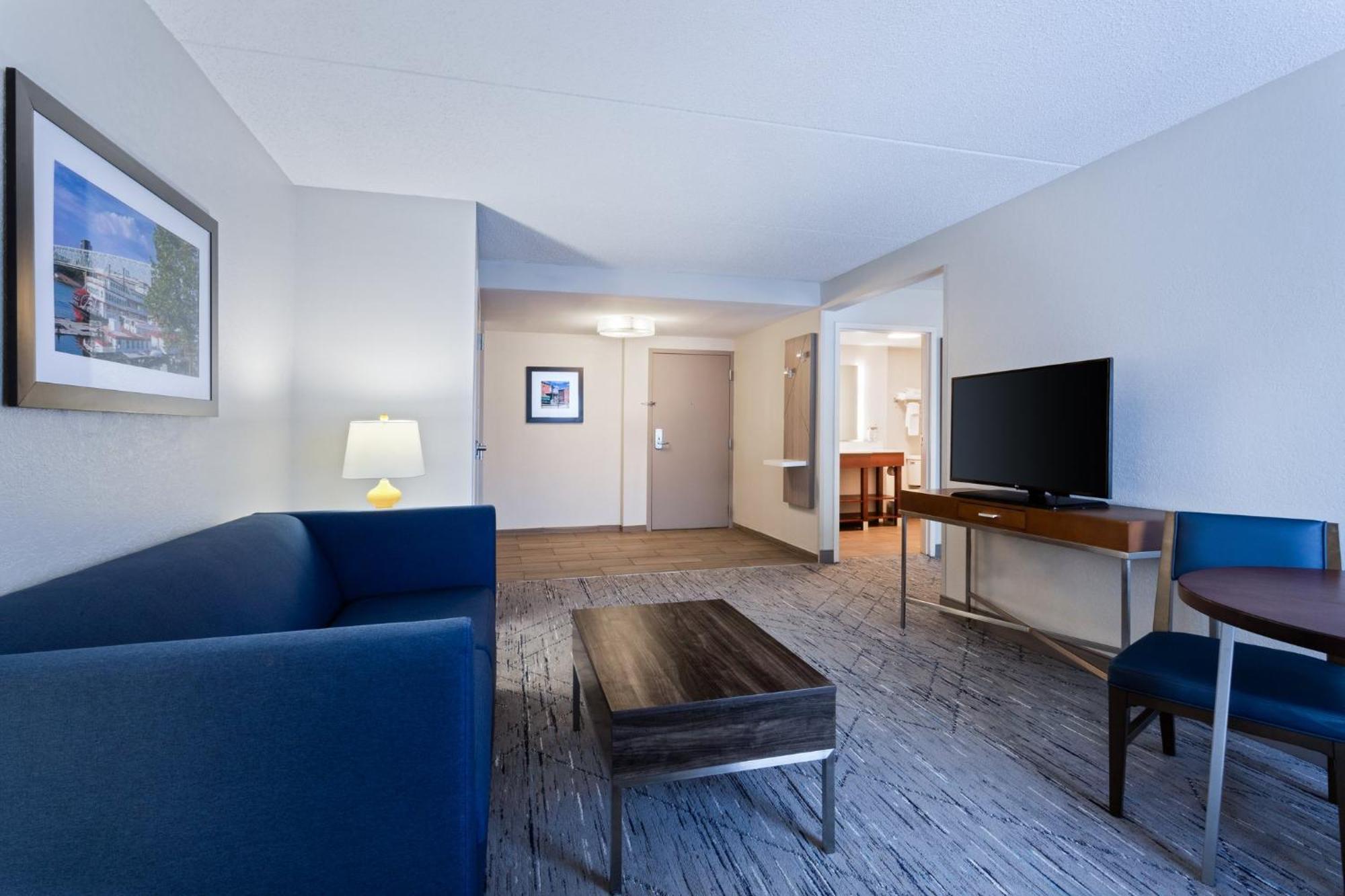 Holiday Inn Express & Suites Cincinnati Riverfront By Ihg Covington Eksteriør billede