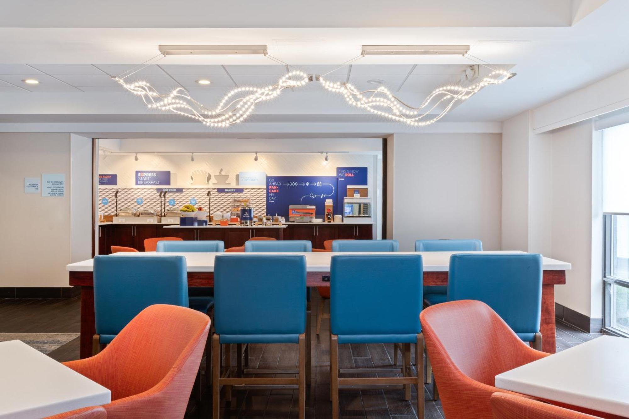Holiday Inn Express & Suites Cincinnati Riverfront By Ihg Covington Eksteriør billede