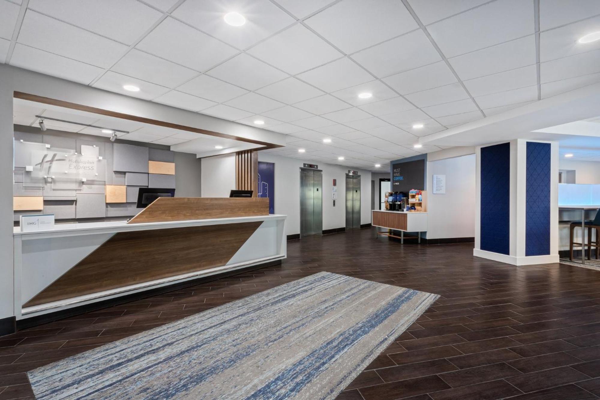 Holiday Inn Express & Suites Cincinnati Riverfront By Ihg Covington Eksteriør billede