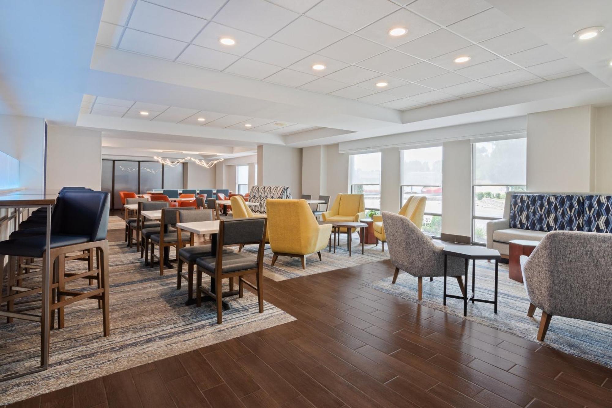 Holiday Inn Express & Suites Cincinnati Riverfront By Ihg Covington Eksteriør billede