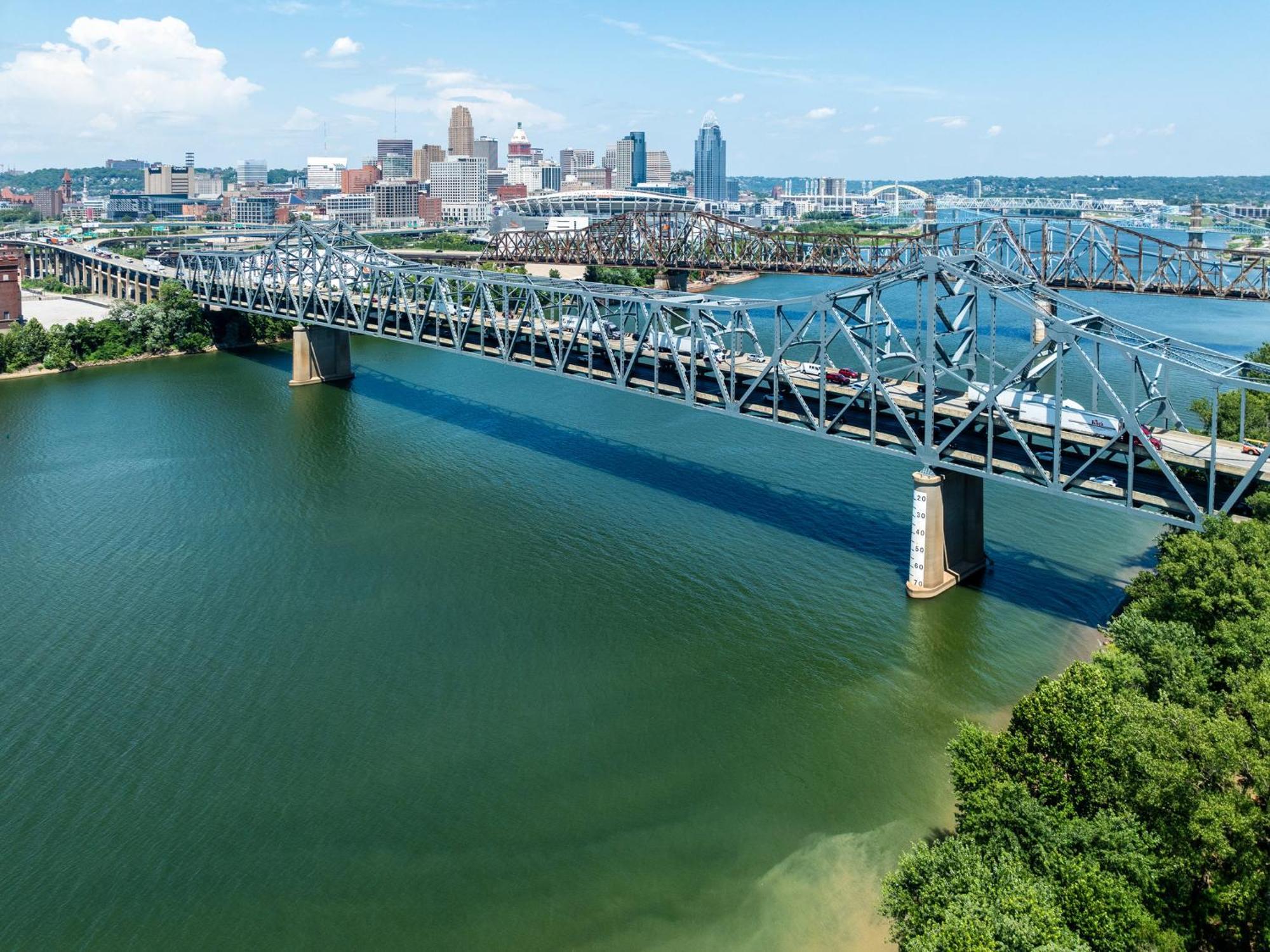 Holiday Inn Express & Suites Cincinnati Riverfront By Ihg Covington Eksteriør billede