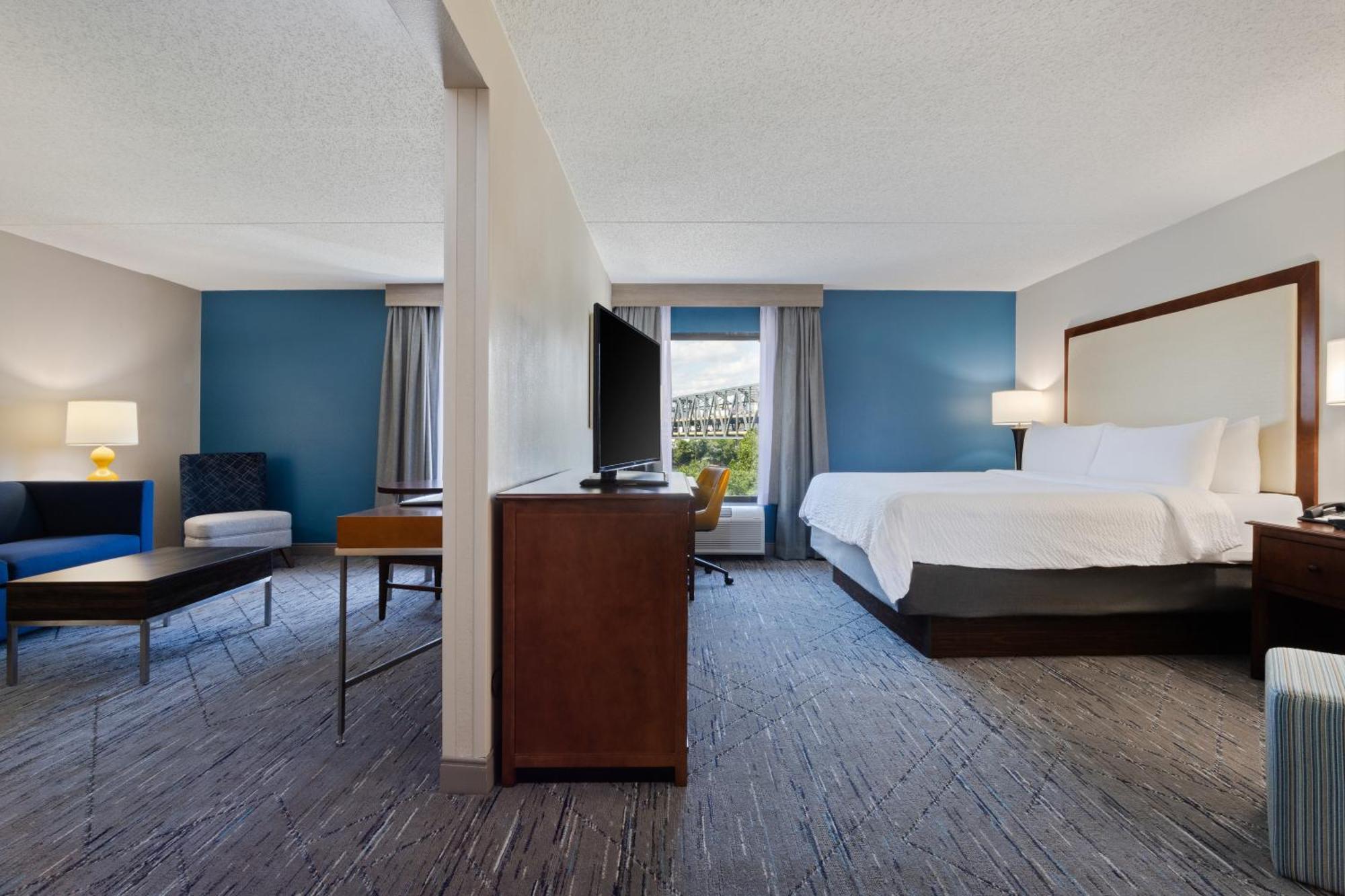 Holiday Inn Express & Suites Cincinnati Riverfront By Ihg Covington Eksteriør billede